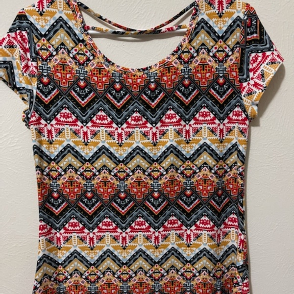 Women's No Boundaries Shirt Size Extra Large
